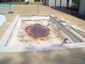 concrete pool repair
